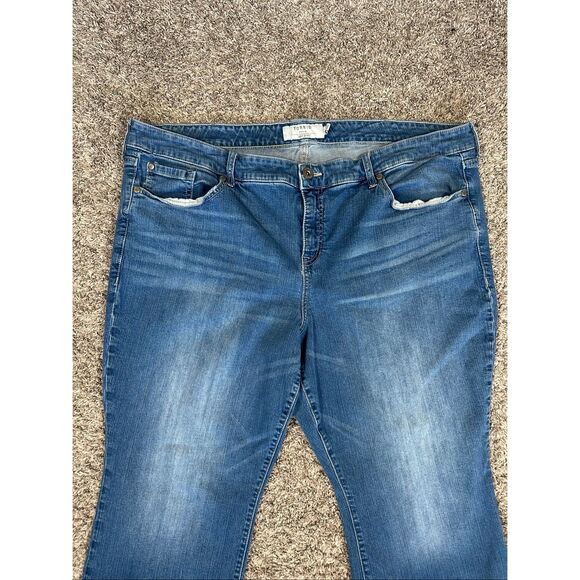 Torrid Slim Boot Jeans Stretchy Flare Leg Bootcut Blue Mid Rise Plus Size 24S - Picture 11 of 11